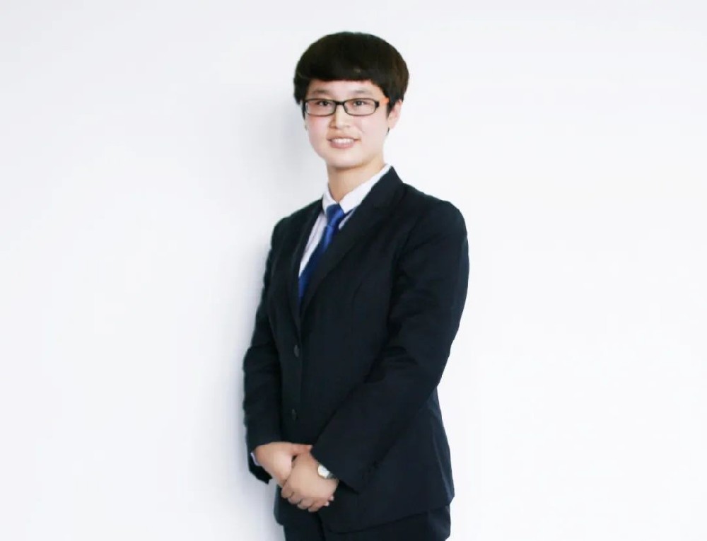 楚红霞律师